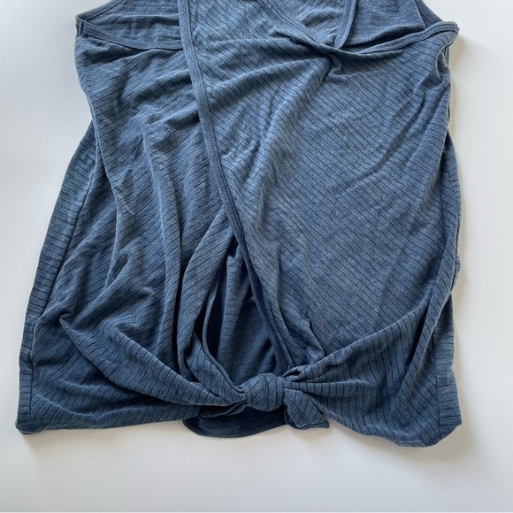 Athleta Tank Top Essence Cross Back Stripe Heather Sleeveless Stretch Navy Blue - Picture 7 of 11